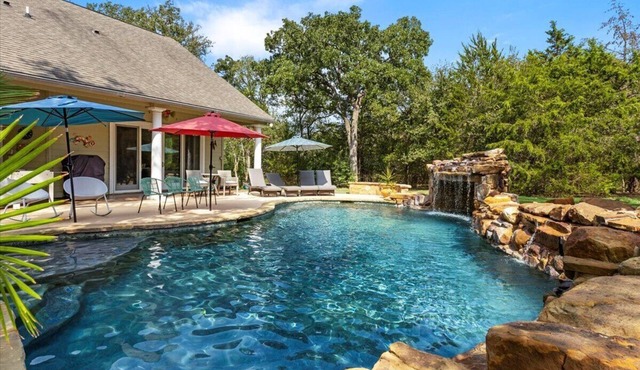 Mesquite Retreat: Close to Austin and COTA: Fun, Family, and Friends,