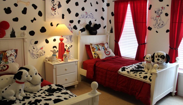 Minutes To Disney, Private Pool/Spa, 2 Master Suites, WiFi, Theme Rooms, Game Rm