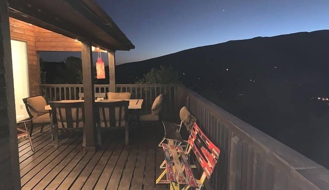 Mountain View Estates with an Awesome view and 4br