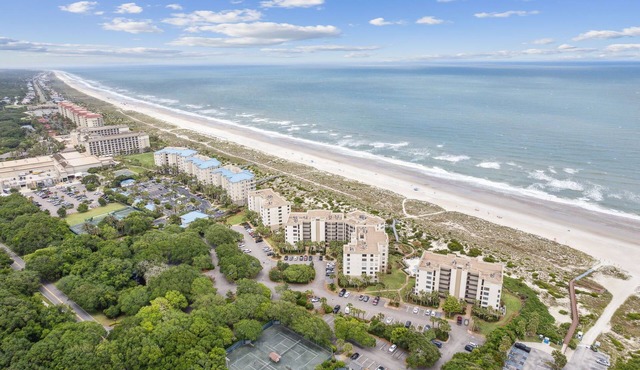 NEWLY RENOVATED & NEW TO THE MARKET: Modern, Oceanfront One Bedroom Condo. C-120