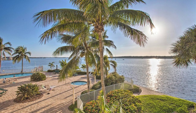 Premier St. Petersburg Unit: Best Views & Layout!