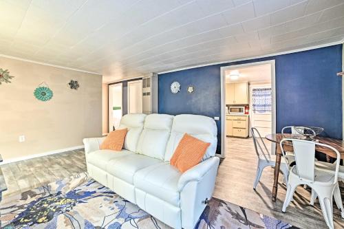 Quaint Frederic Home: Ski, Boat + Hike Nearby