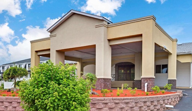 Ramada by Wyndham Kittery