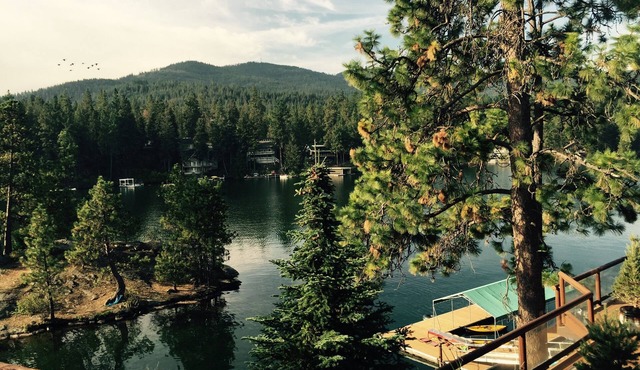 Riverfront Post Falls; Bring your boat! Downtown Coeur D'alene In 8 Min. in Post Falls
