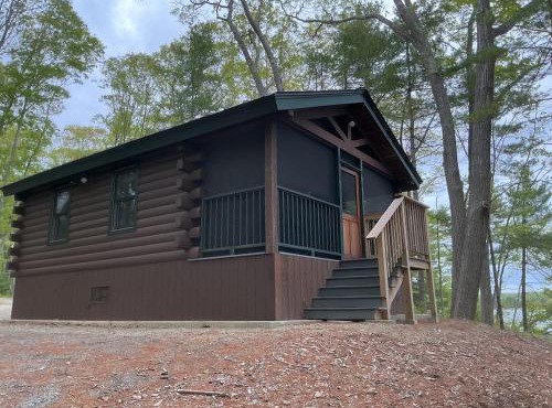 Rivers Edge Cabins - Tranquil Nook