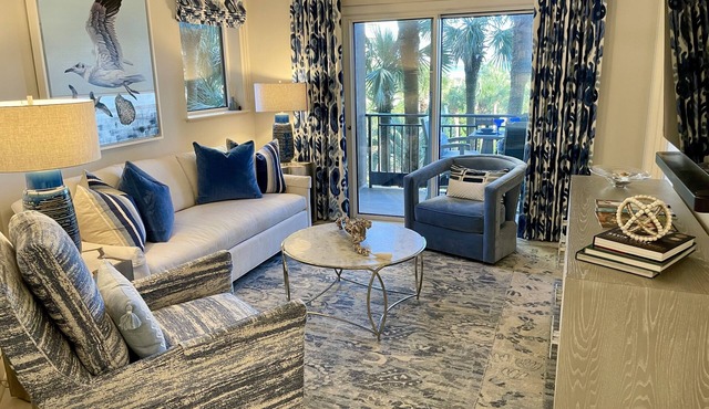 SNOWBIRDS-Here's Where You Want to Stay If Want Luxury & Relaxation ON THE BEACH