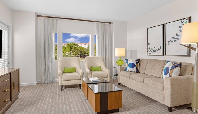 Spacious 2BR Villa at Marriott Grande Vista Pools, Golf & Minutes to Disney