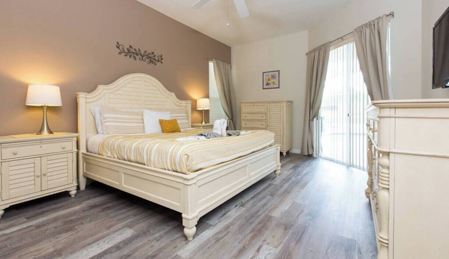 Stunning Renovated Villa Overlooking Golf Course