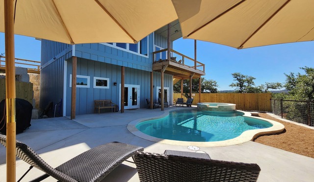 Summer Retreat: Private Pool, Spa & Lake views