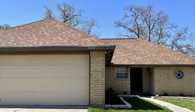 The Lone Star Haüs: 2 BR House in Schertz, TX
