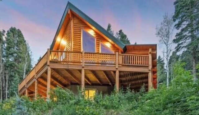 The Moose Manor Lodge
