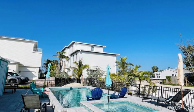 The Village Bungalow of Long Beach in Longboat Key