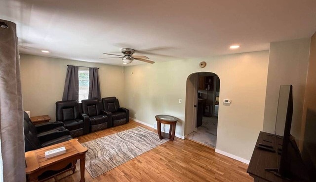 The Vineyard House | Spacious Home Near Wine, Beer & Lake MI
