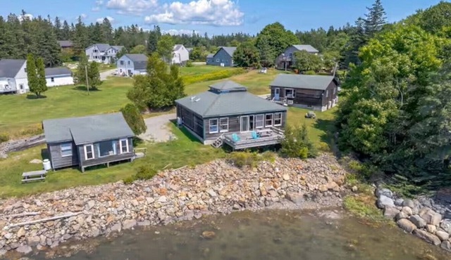 Three Oceanfront Cottages 7 Bed 5 Bath