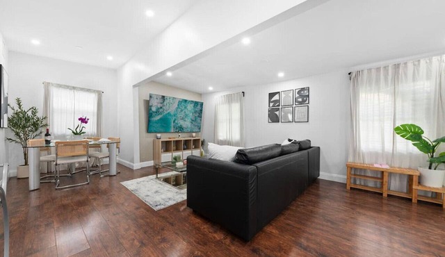 Upscale Home - CityPlace & Convention Center