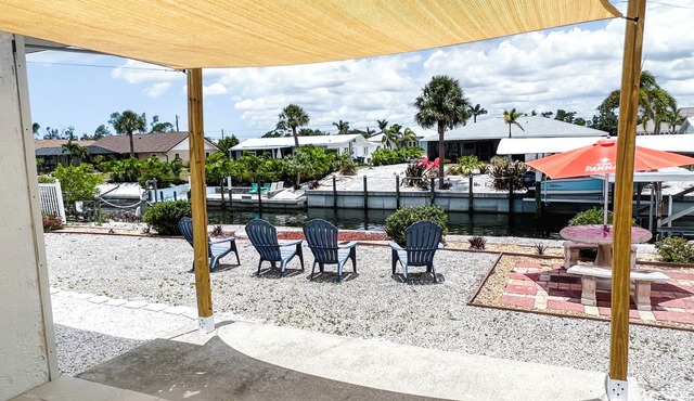 Waterfront Tranquil Paradise. Relax & enjoy beautiful sunsets from your dock!
