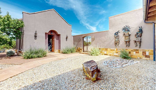 Windy Acres Retreat - Patio, Outdoor Kitchen, Gym