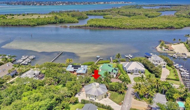 Your Home Away From Home just steps from the intercoastal waterway!