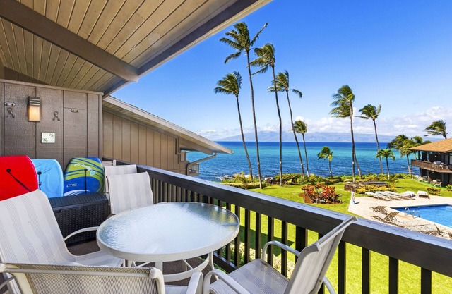 Breathtaking Newly Remodeled Oceanfront Condo 2BD/2BA - Remarkable Molokai Views