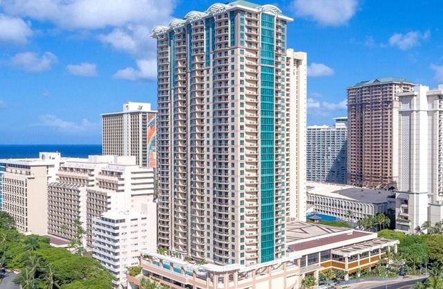 Grand Islander – 2 Bedroom OceanView