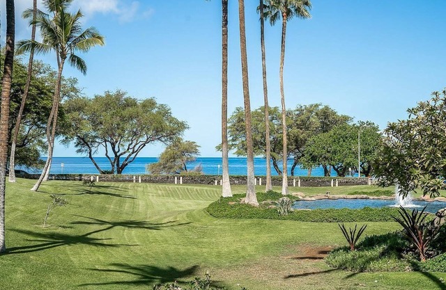 Kamaole Sands FRONT ROW OCEAN Building 10 unit 116