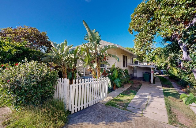 Garden Cottage B 