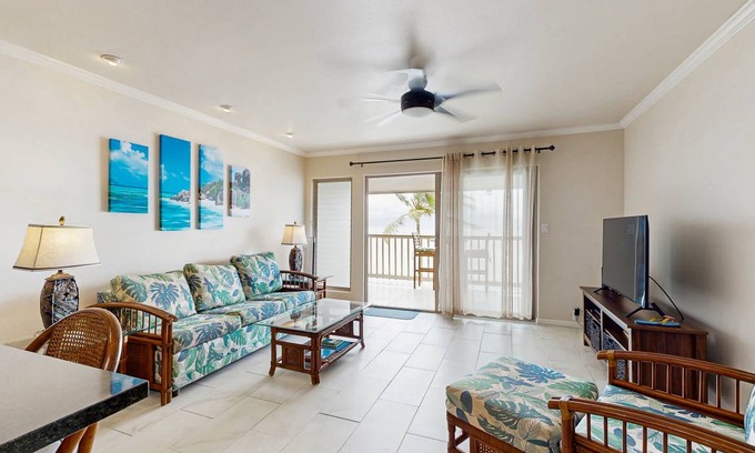 Ualapue Condo | 56 m² Condo ∙ 1 bedroom ∙ 4 guests