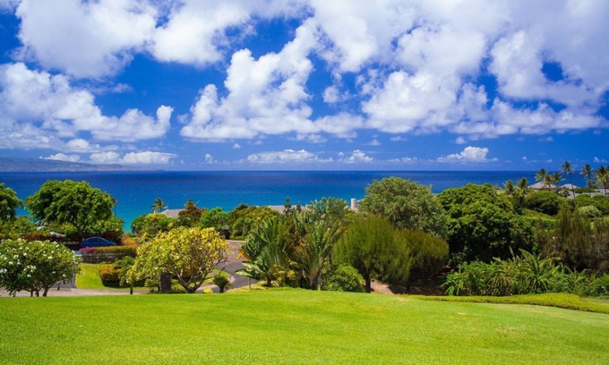 Kapalua House | Fabulous ocean view villa offering guests premier accommodations at an unbeatable value!