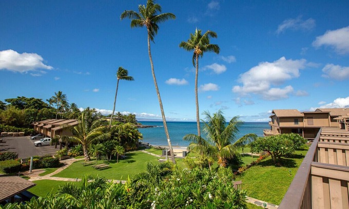 Kahana Condo | Fall Special (Sep-Nov) $200/night-Ocean views Ks B3 -enjoy island life