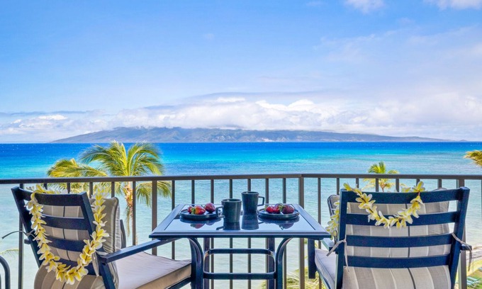 Kahana Condo | Hawaii Life Rentals - Kahana Ocean Front