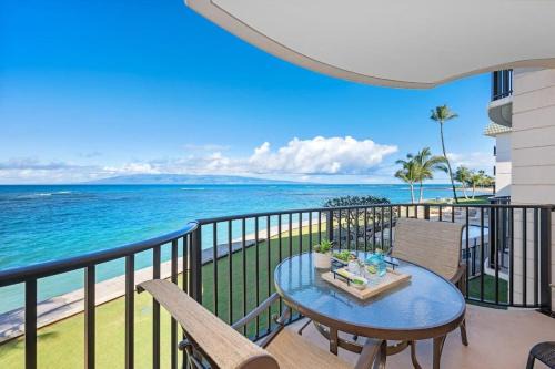 Kahana House | Kahana Reef 201 · KR 201 OceanFront 1BD Condo w Ocean Views Pool