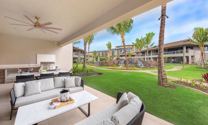 Honokowai Villa | KLVR welcomes you to Honua Kai Luana 11B Oceanfront Resort Resort and POOL view
