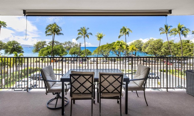 Kihei Condo | Maui Parkshore 414, Beautiful Remodel, Center Cut Top Floor, Amazing Ocean Views