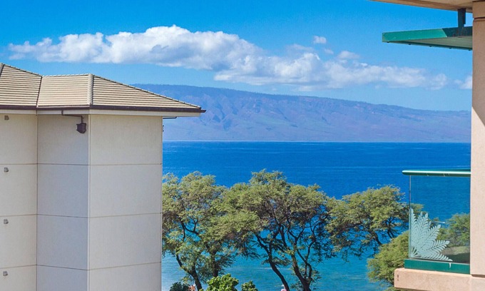 Kaanapali Condo | Maui Resort Rentals: Honua Kai Hokulani 608 - 6th Floor 1BR w/Partial Ocean & Mountain Views!