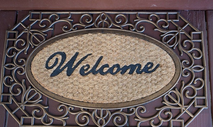 Coconut Grove House | New Beautiful Kailua House, near the beach and Kailua town