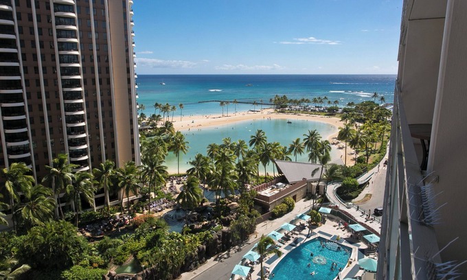 Waikiki Condo | Newly renovated luxury studio with beautiful ocean & lagoon view!