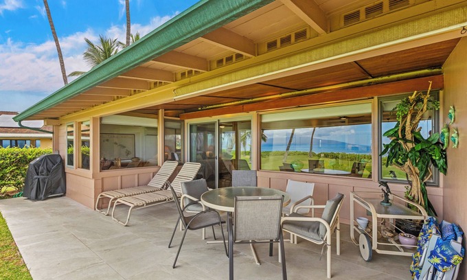 Downtown Lahaina House | Oceanfront Paradise 128-1 Puamana! You won't want to leave!