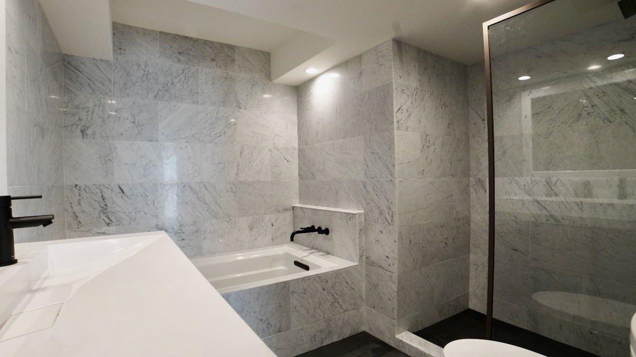Photo of Bathroom in Waikiki