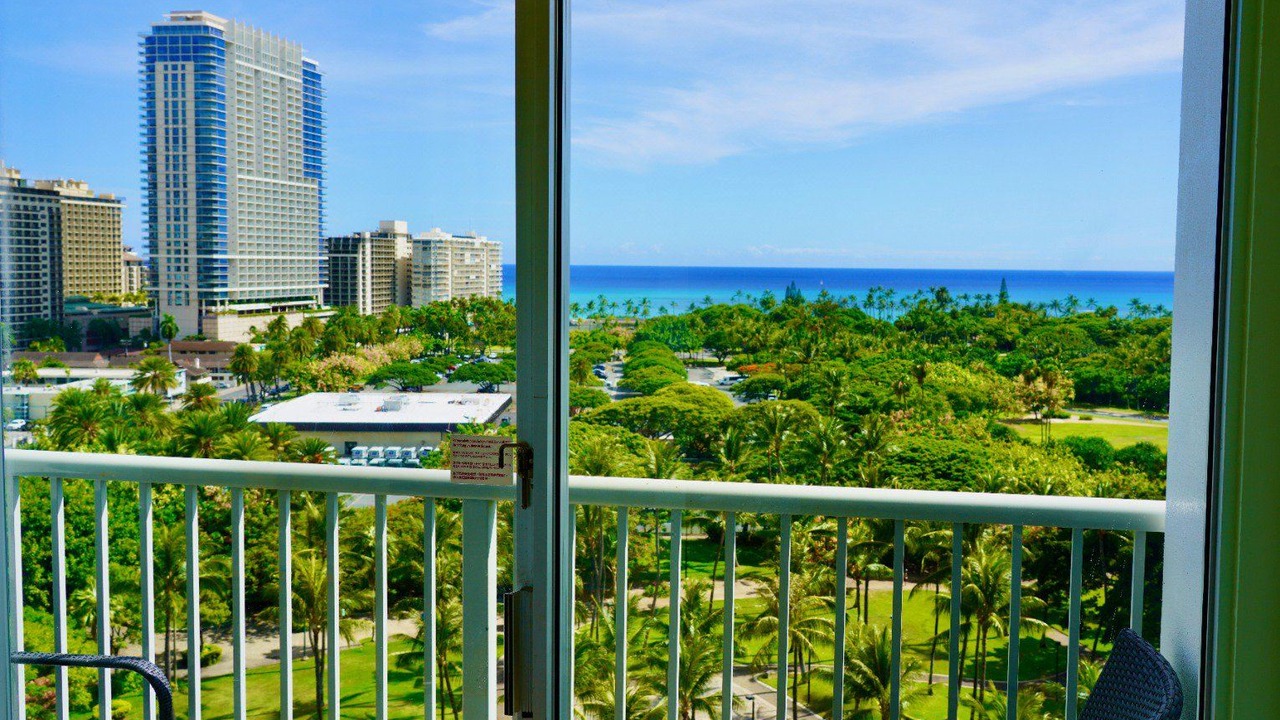 Photo of Patio Balcony in Waikiki