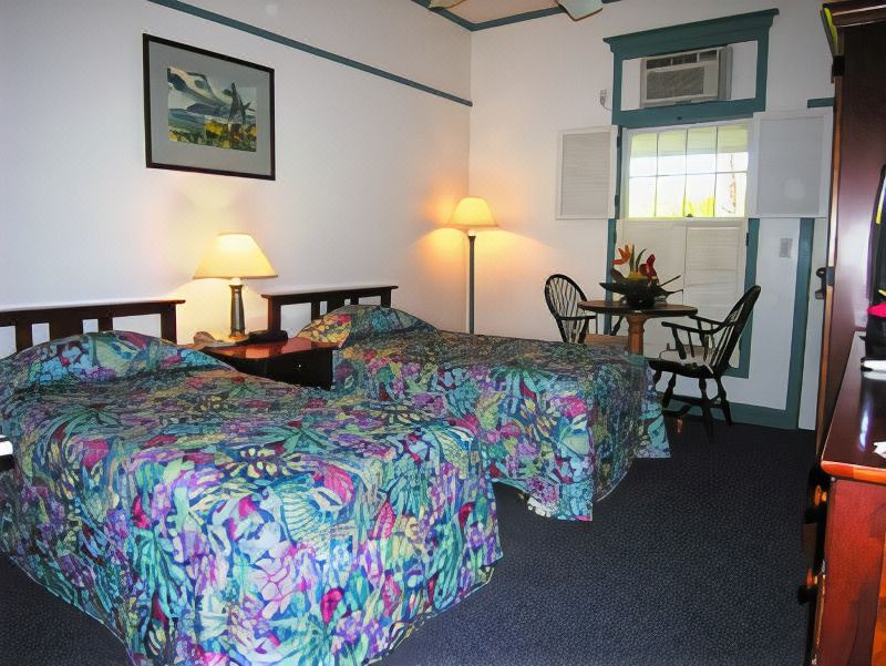 Photo of Bedroom in Historic Lahaina Front Street