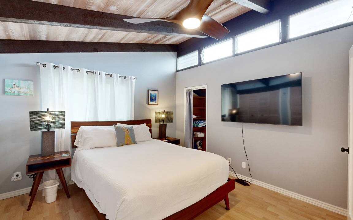 Photo of Bedroom in Hawaii Kai