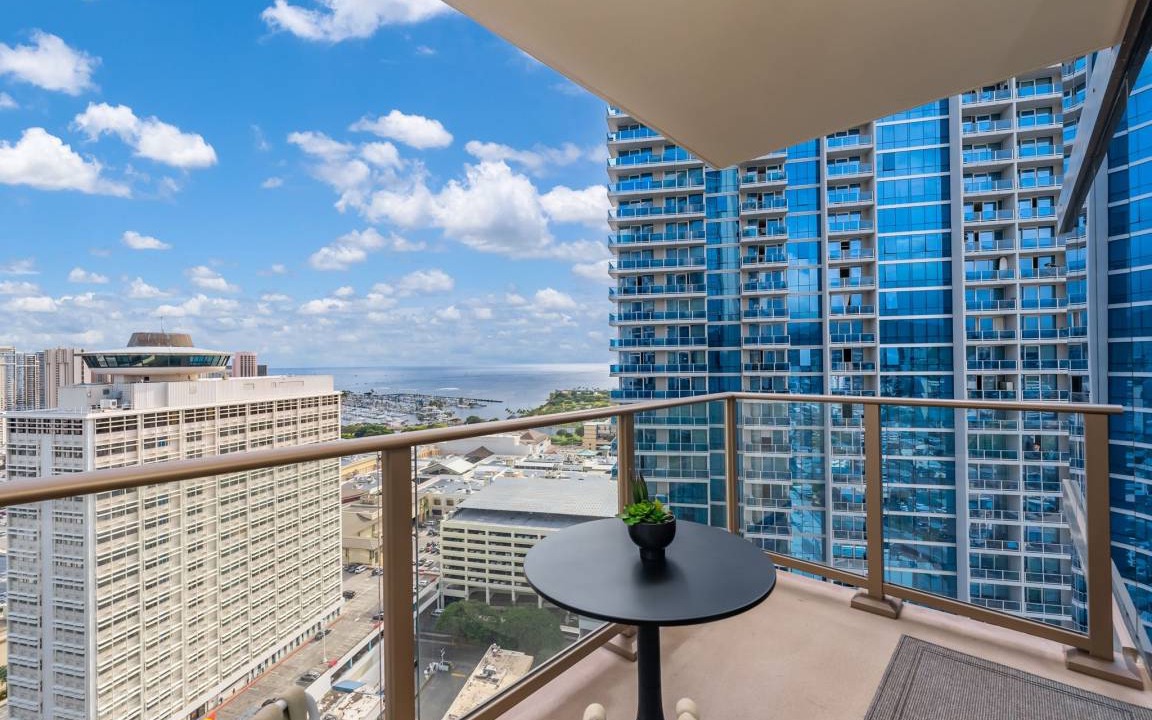 Photo of Patio Balcony in Ala Moana
