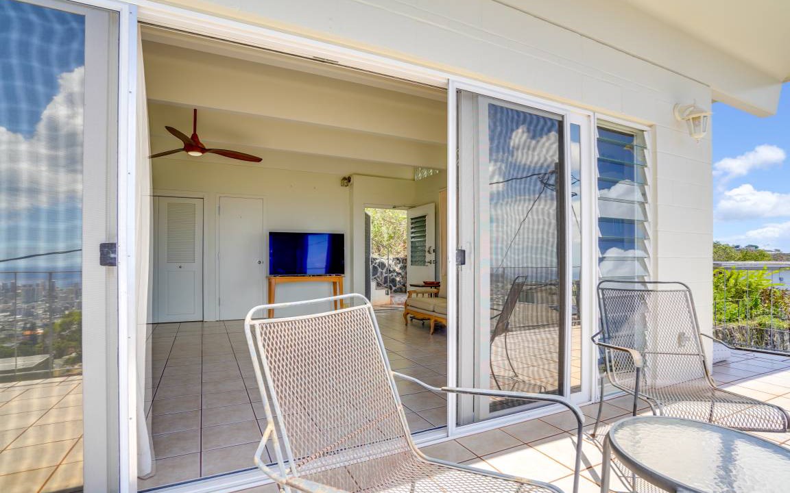 Photo of Patio Balcony in Diamond Head - Kapahulu - St. Louis
