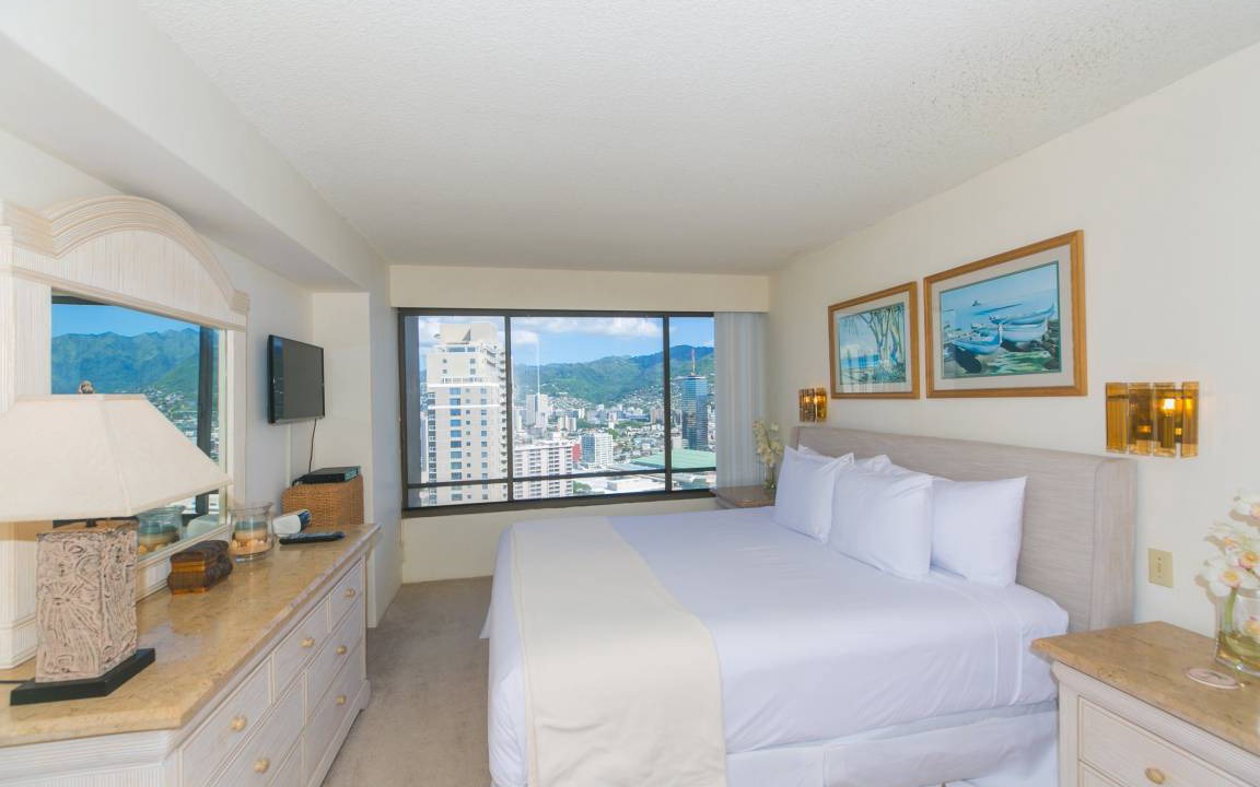 Photo of Bedroom in Waikiki