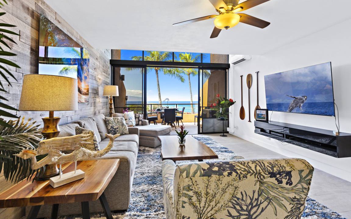 Photo of Livingroom in Kahana