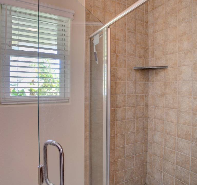 Photo of Bathroom in Hakalau