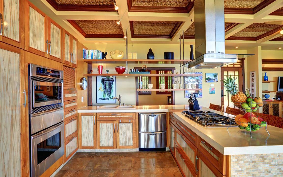 Photo of Kitchen in Historic Lahaina Front Street