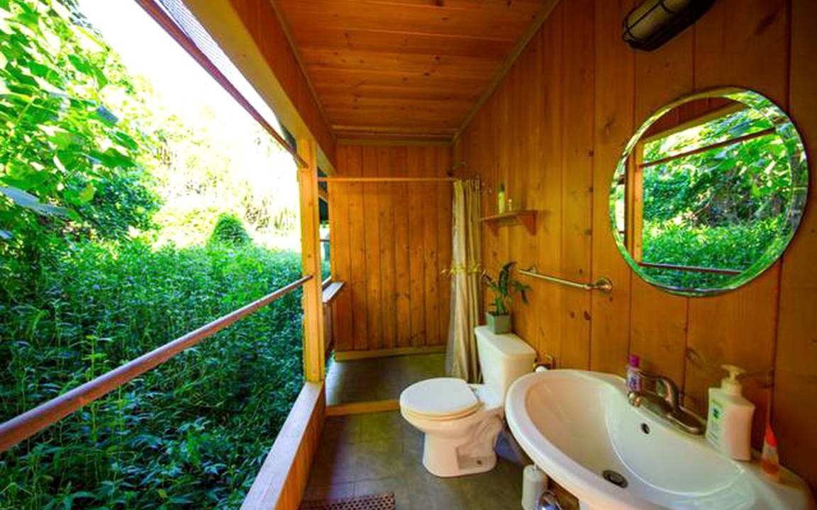 Photo of Bathroom in Kapoho