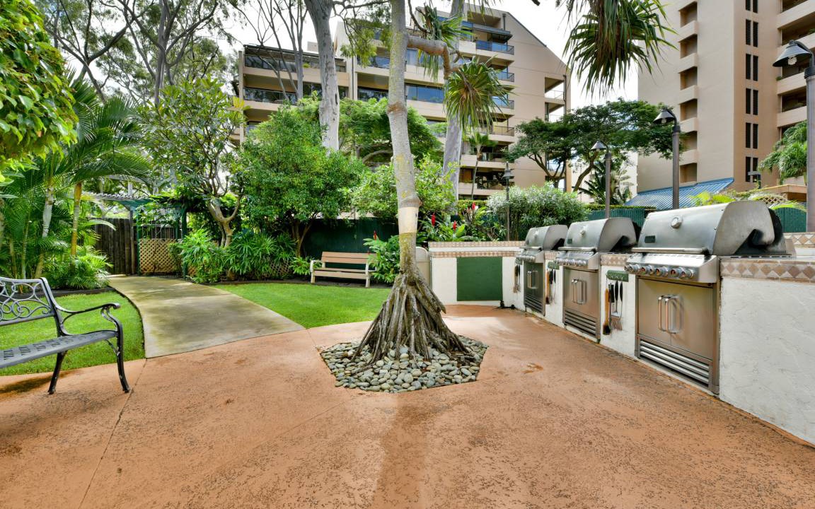 Photo of Others in Kahana