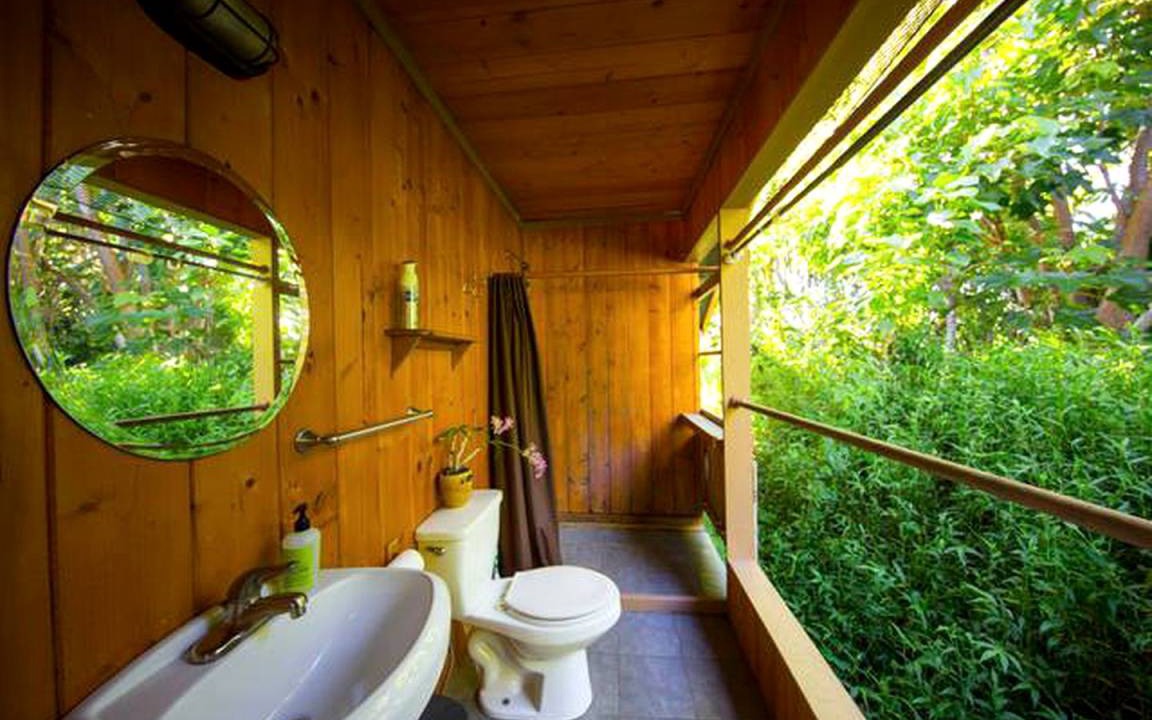 Photo of Bathroom in Kapoho